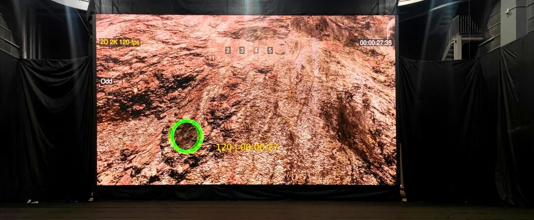 轻薄新标杆！中原九游老哥4K 16m LED透声影戏屏通过DCI认证